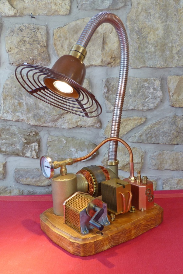 Steampunk Lamp 39_0209_900.jpg